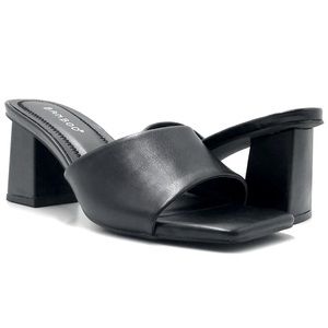 Bamboo one strap black mules
